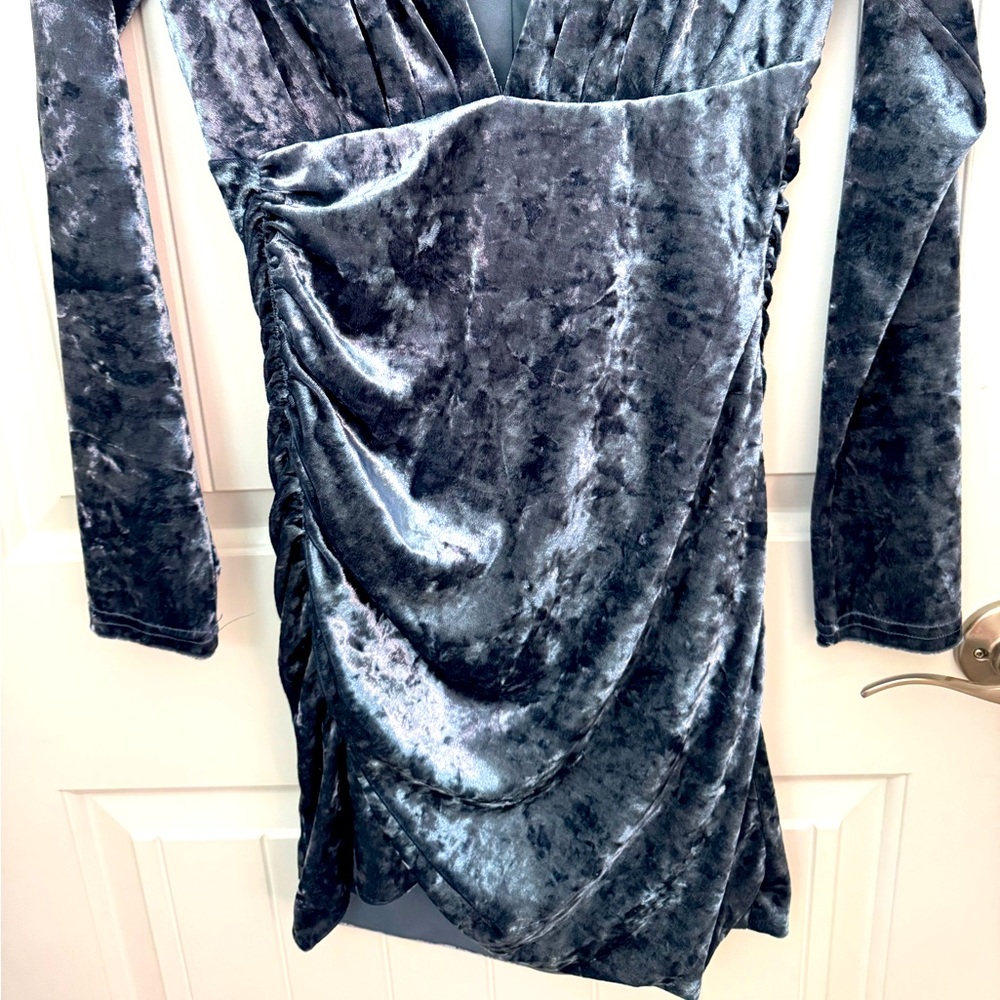Lulu's Slate Blue Velvet Long Sleeve Dress women’s size small *3 - Picture 2 of 6